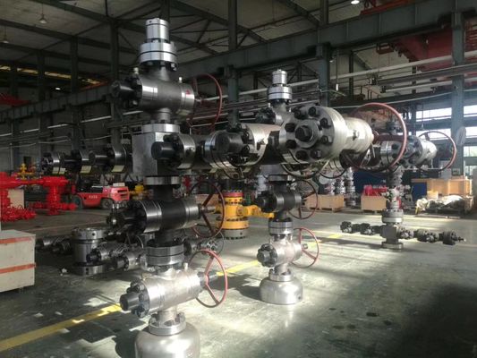 شجرة عيد الميلاد لرأس البئر لحقول النفط API 6A / شجرة زيت X-Mas لحفر الآبار